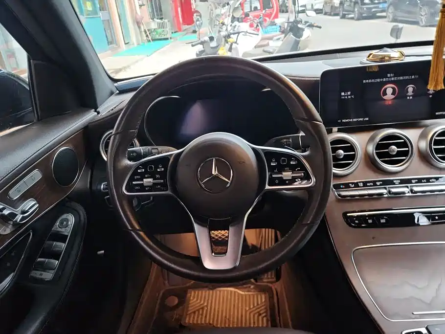 Mercedes-Benz GLC 2022 facelift 2 GLC 260 L 4MATIC luxury model купить на сайте DeffCars