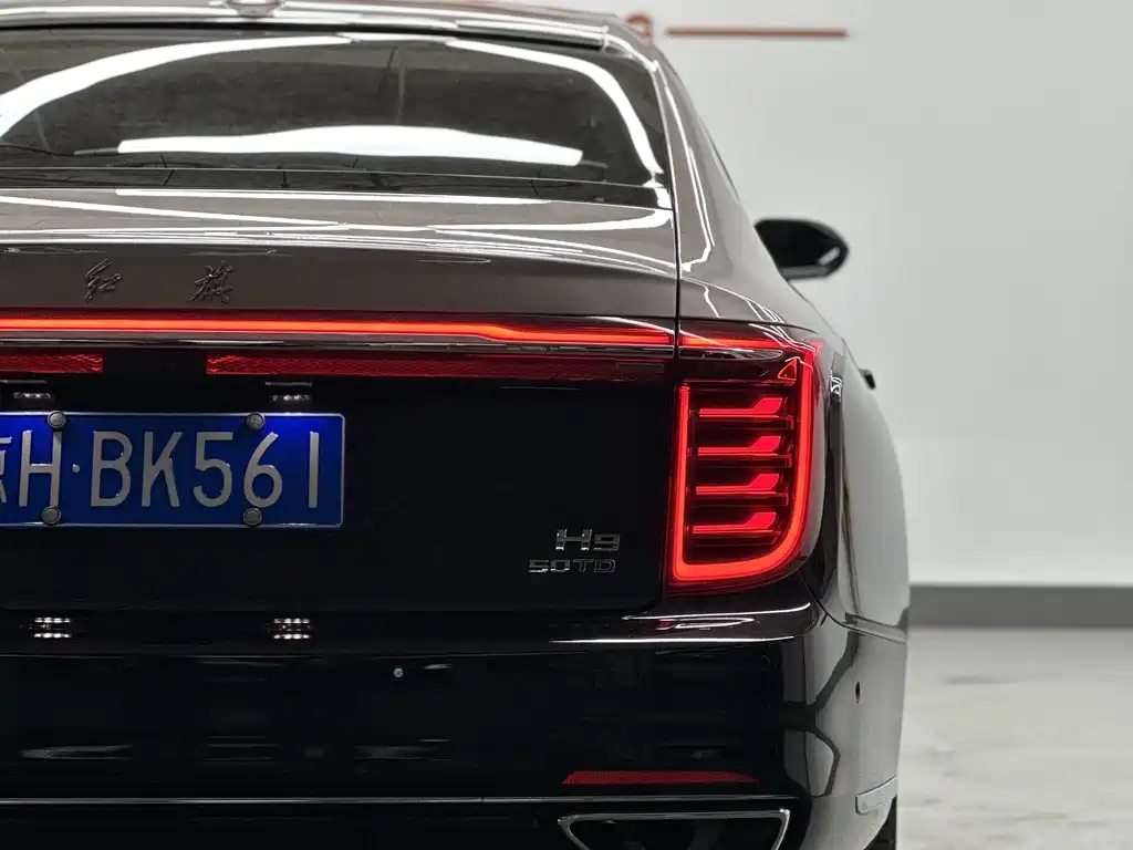 Hongqi H9 2022 3.0T Zhilian Qiling four-seater version купить на сайте DeffCars