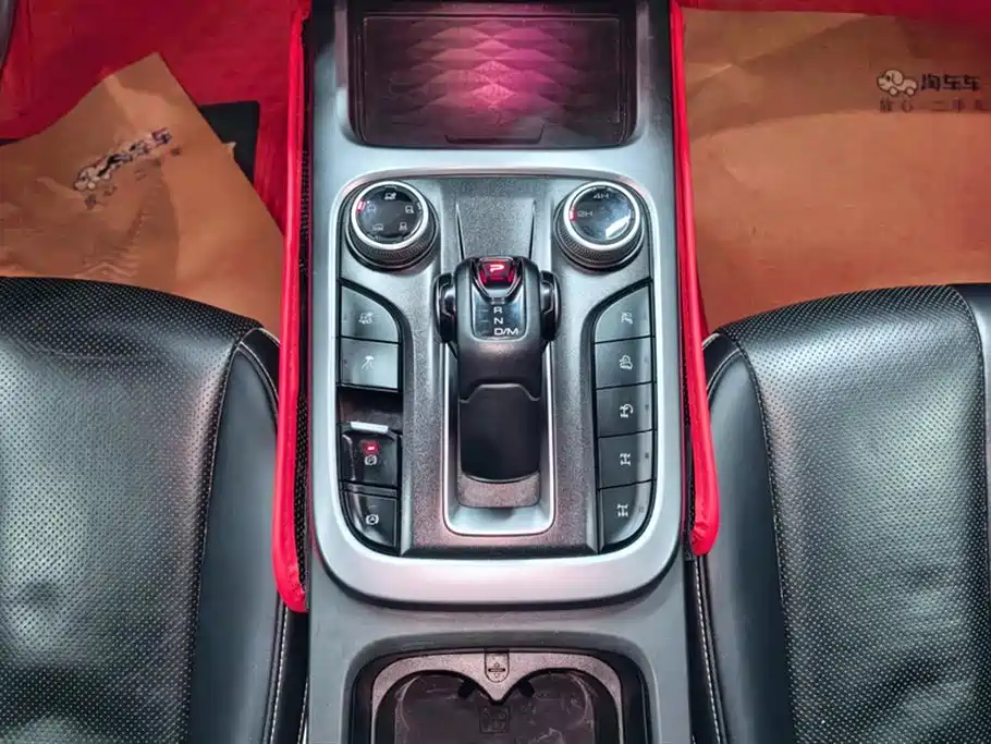 Tank 300 2021 Off-Road Version 2.0T Conqueror купить на сайте DeffCars