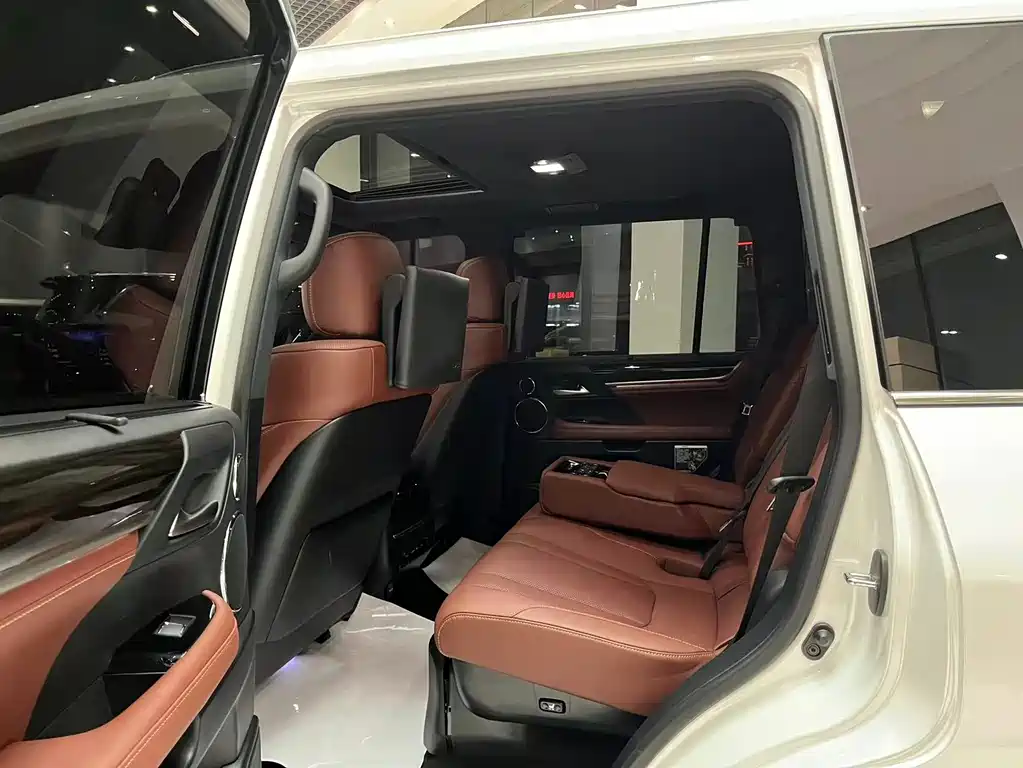 Lexus LX 2019 570 Premium Luxury Edition купить на сайте DeffCars