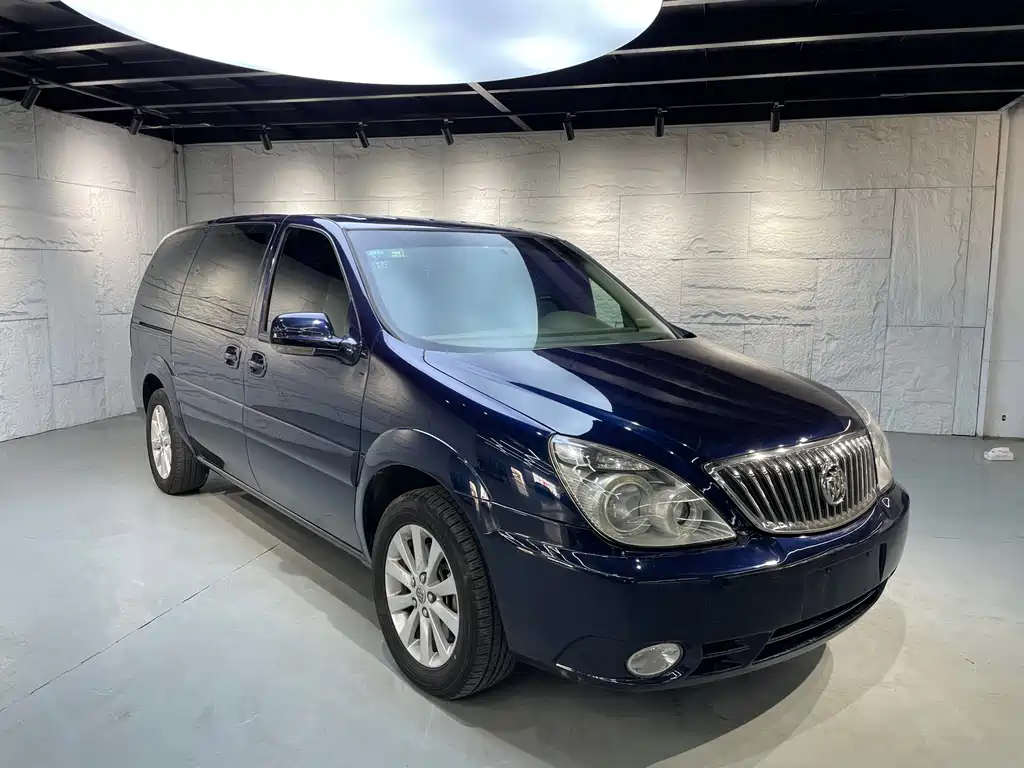 Buick GL8 2014 2.4L Classic Edition купить на сайте DeffCars