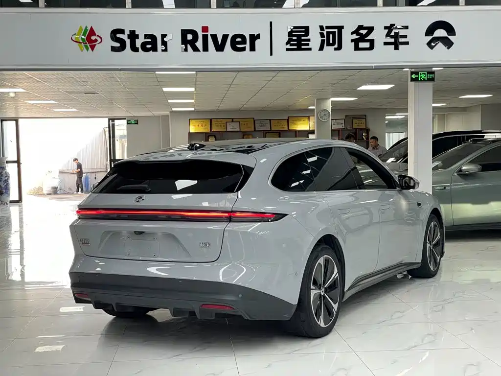 NIO ET5T 2023 75kWh Touring купить на сайте DeffCars