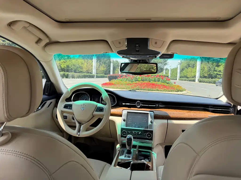 President 2015 Modification 3.0T S Q4 купить на сайте DeffCars