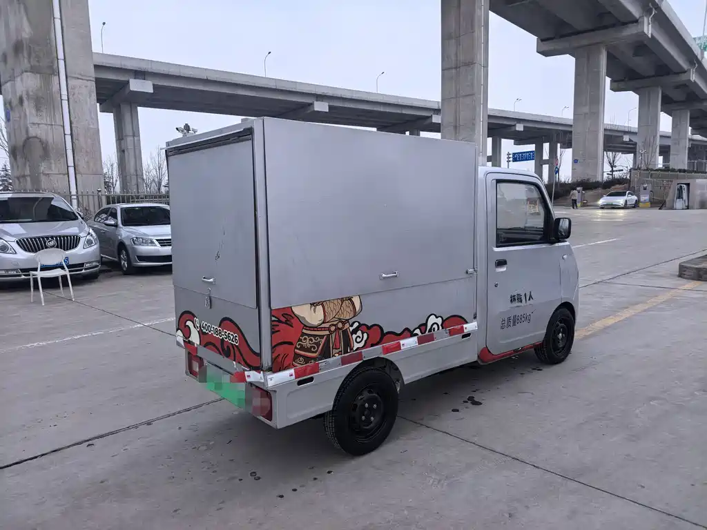 Wuling E10 2023 Practical Model купить на сайте DeffCars
