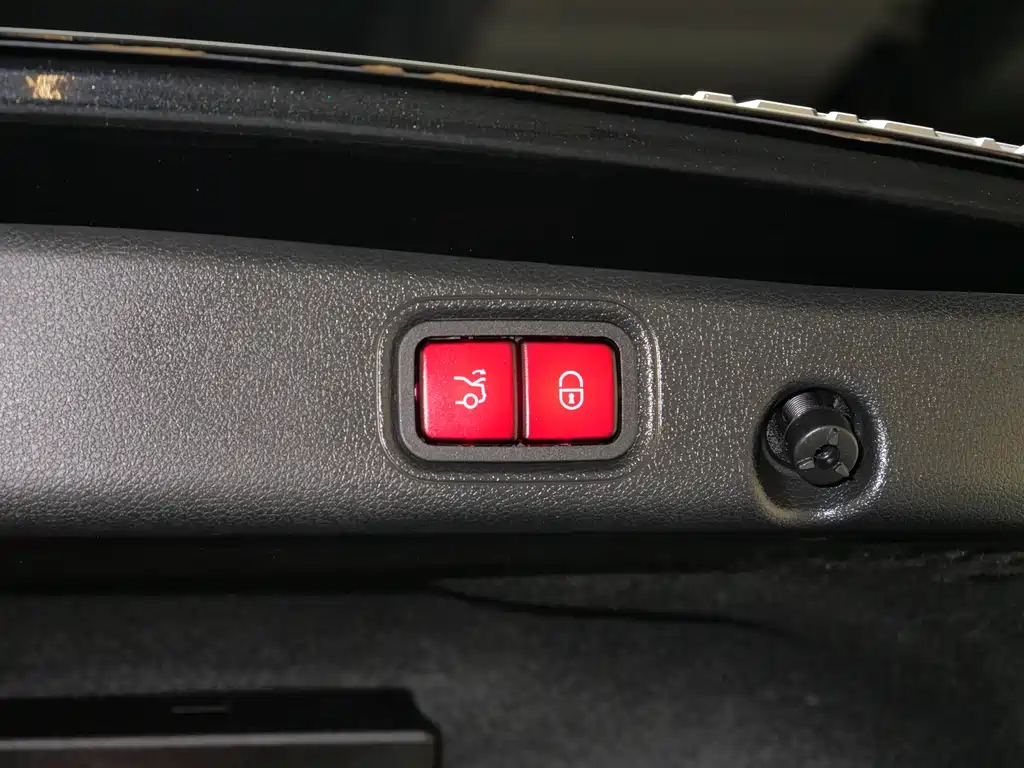 Mercedes-Benz E-Class 2022 Model 2 E 300 L Sports Premium Model купить на сайте DeffCars