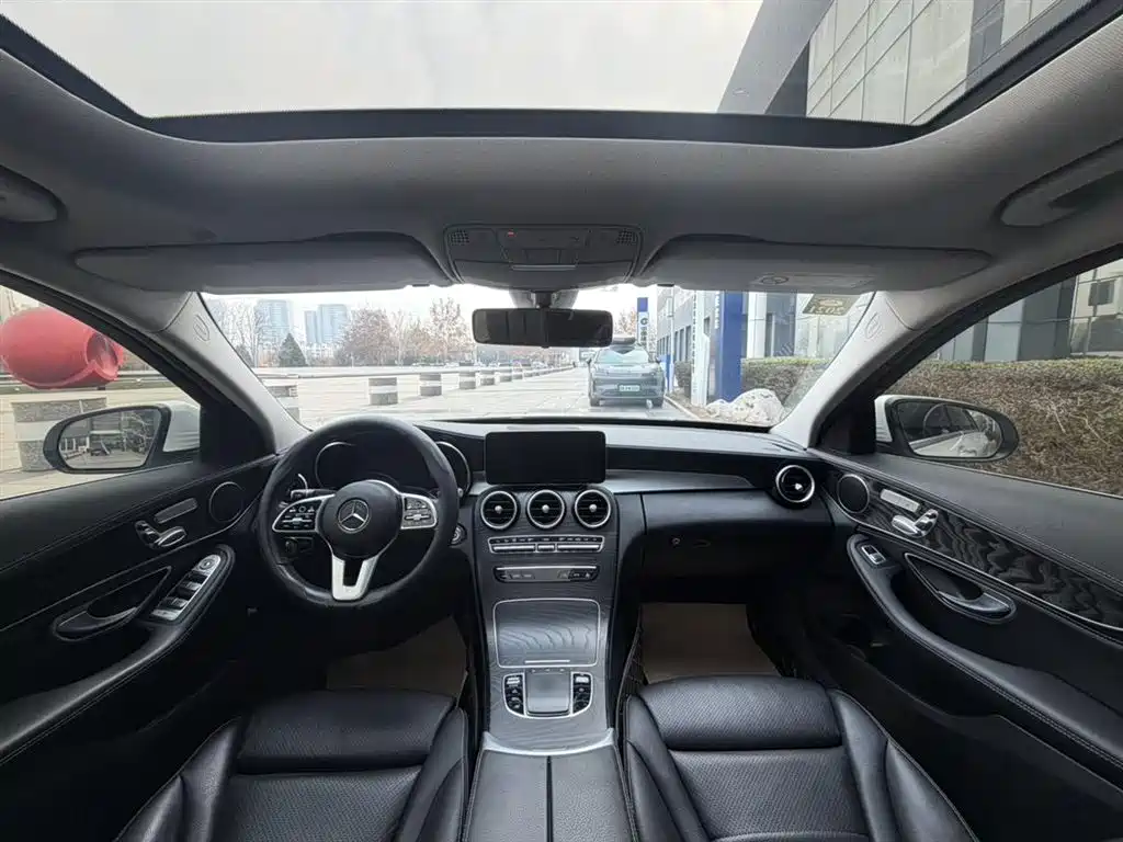 Mercedes-Benz C-Class 2019 facelift C 260 L sports version купить на сайте DeffCars