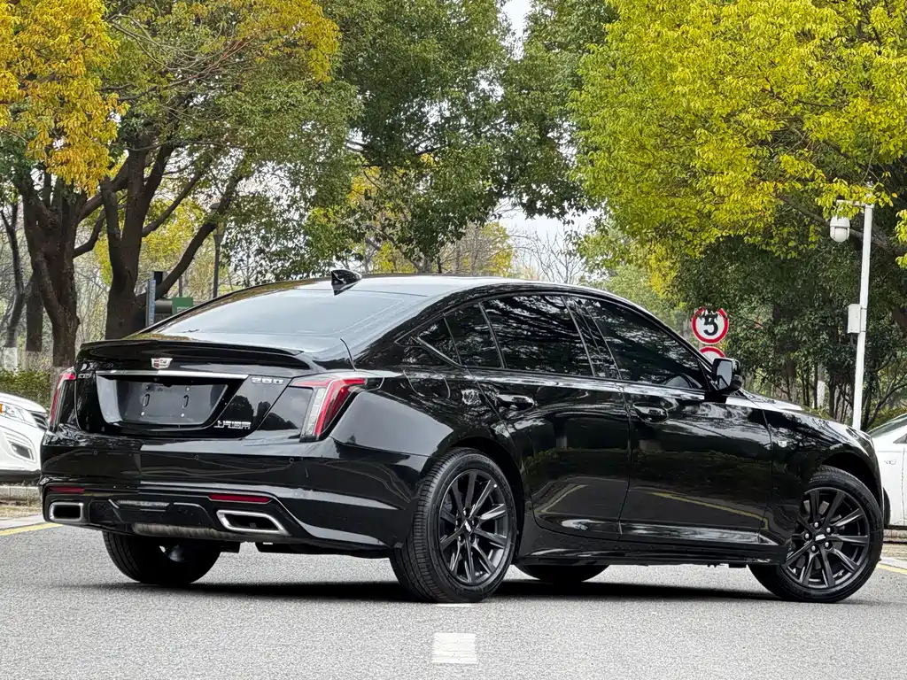 Cadillac CT5 2023 28T Premium Model купить на сайте DeffCars