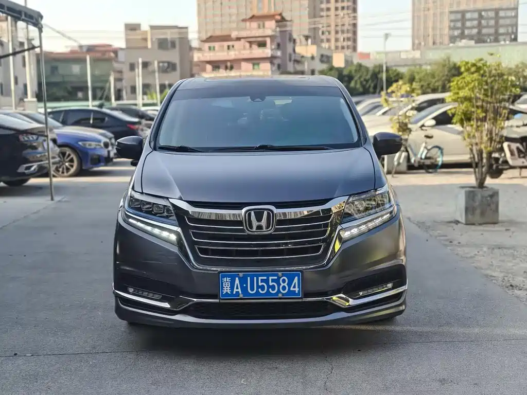 Alison 2019 2.0L Hybrid Deluxe Edition купить на сайте DeffCars