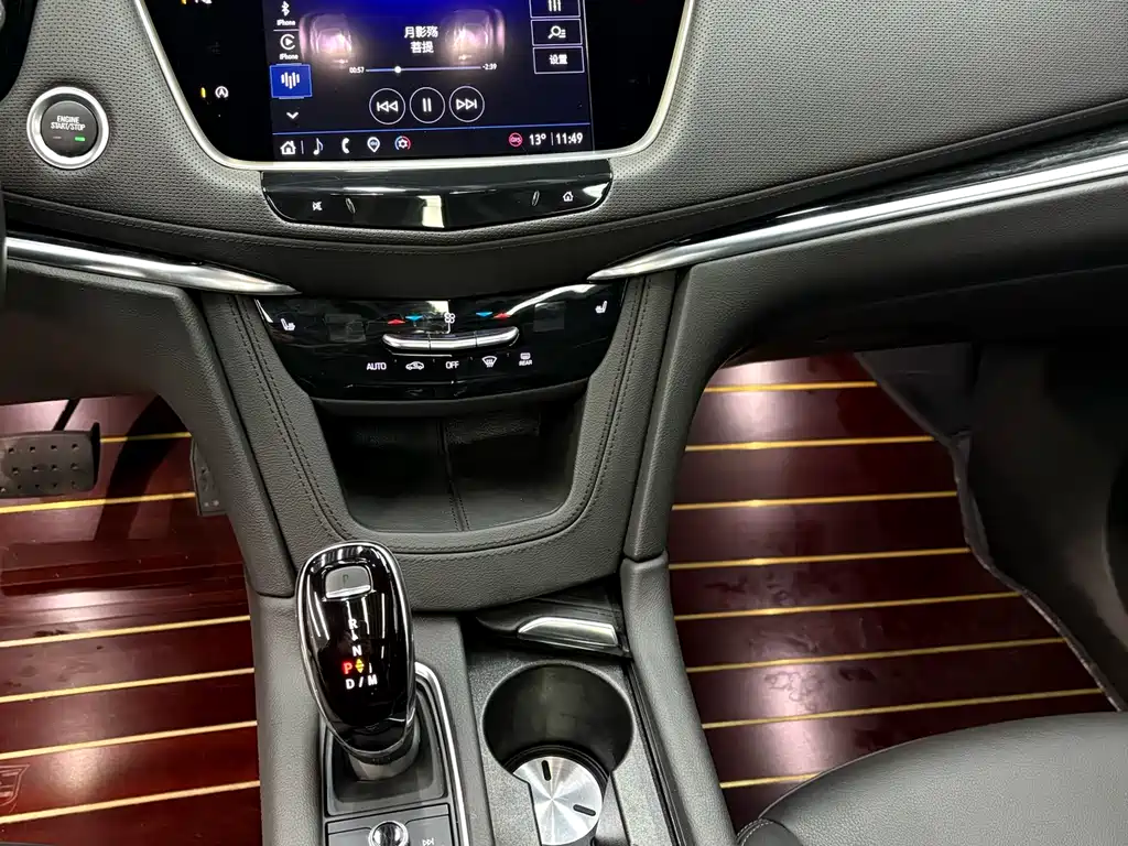 Cadillac XT5 2022 2.0T two-wheel drive luxury model купить на сайте DeffCars
