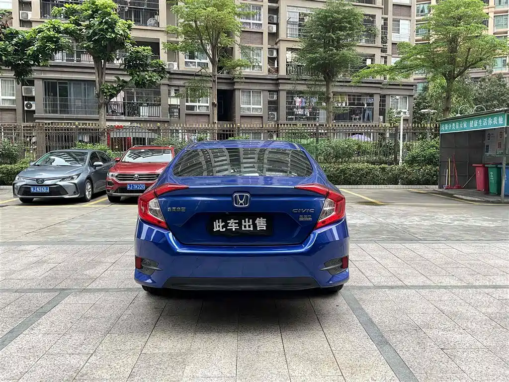 Civic 2019 220TURBO CVT Dynamic Edition National VI купить на сайте DeffCars