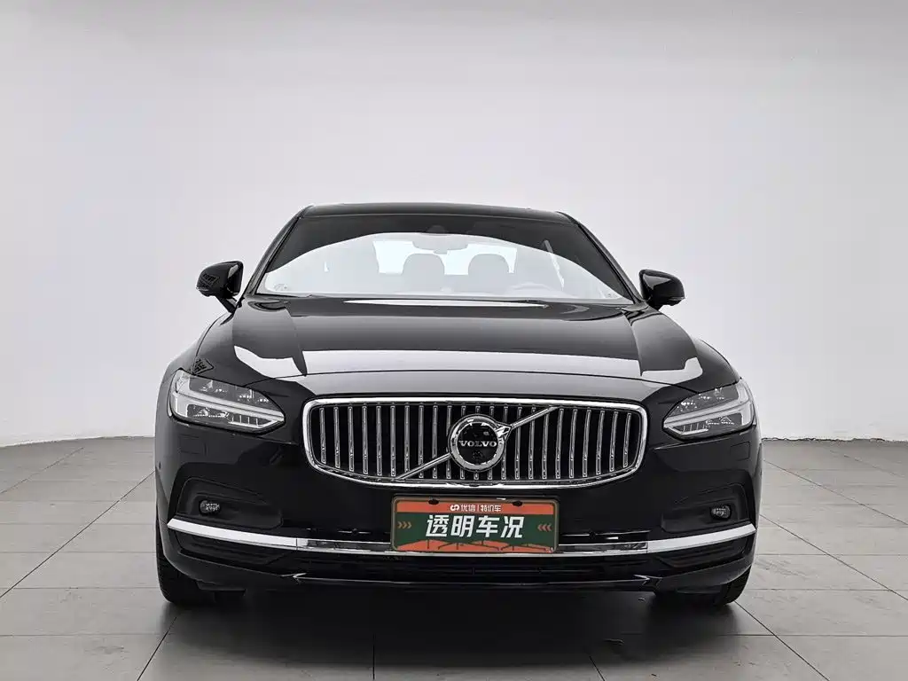 Volvo S90 2021 B5 Zhiya Luxury Edition купить на сайте DeffCars