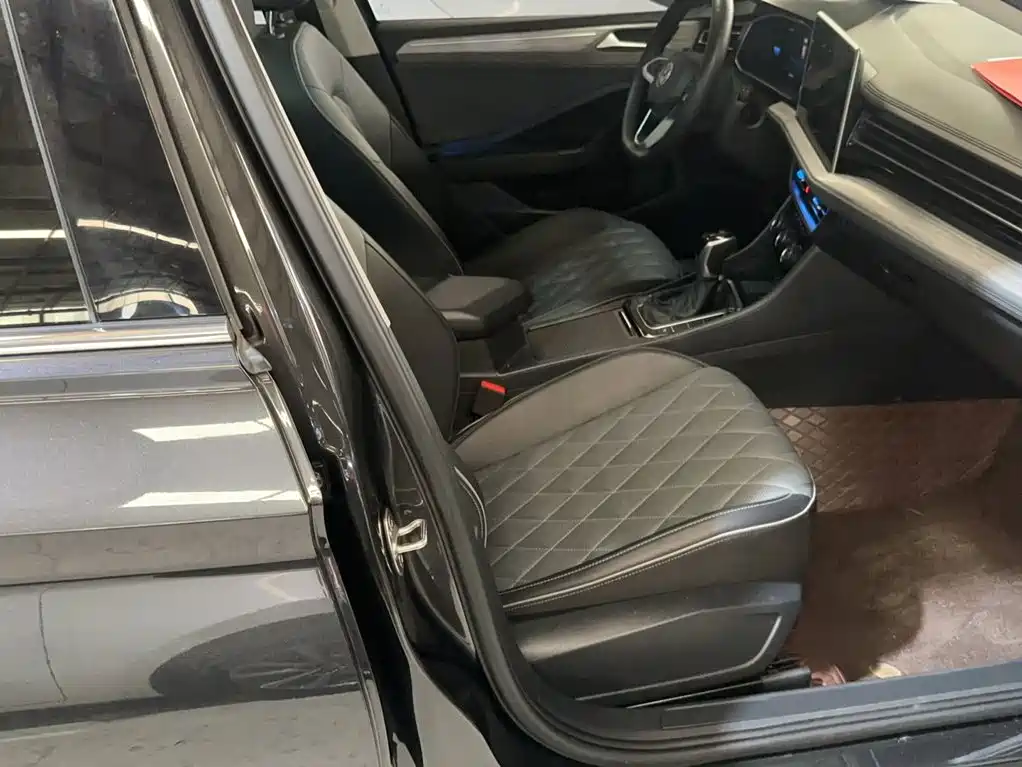 Sagitar 2023 300TSI DSG Beyond Edition купить на сайте DeffCars