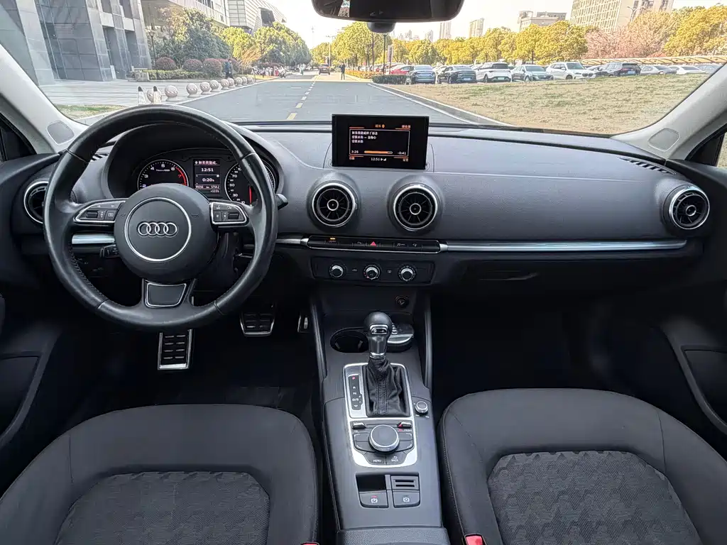 Audi A3 2016 Sportback 35 TFSI LinkedIn купить на сайте DeffCars