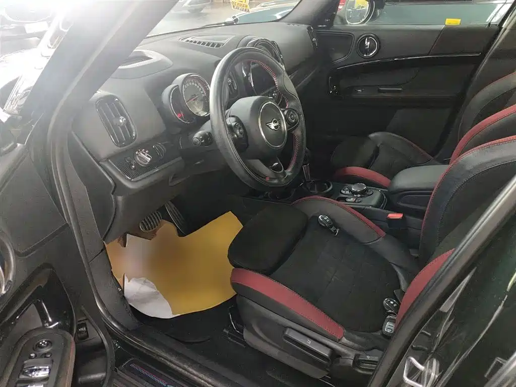 MINI JCW COUNTRYMAN 2018 2.0T JOHN COOPER WORKS A купить на сайте DeffCars