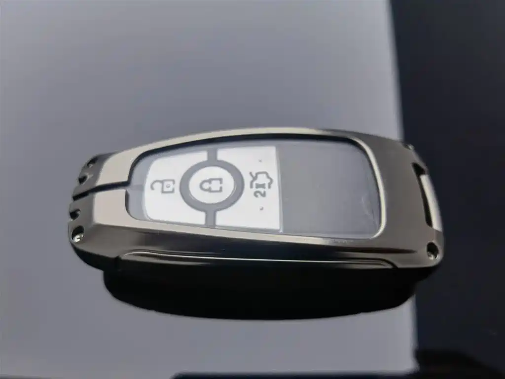 Lincoln Z 2025 2.0T Premium Hybrid Edition купить на сайте DeffCars