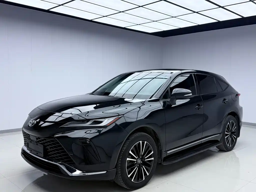 Vesa 2022 2.0L CVT two-wheel drive premium version купить на сайте DeffCars