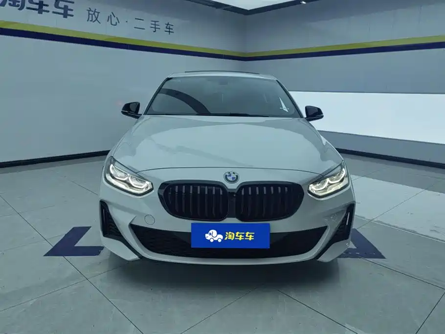 BMW 1 Series 2021 facelift 120i M Sports Night Edition купить на сайте DeffCars