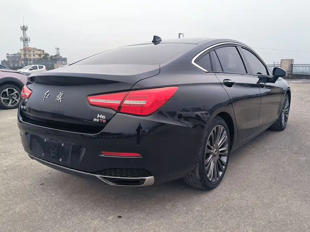 Hongqi H5 2020 1.8T automatic smart connected flag version купить на сайте DeffCars