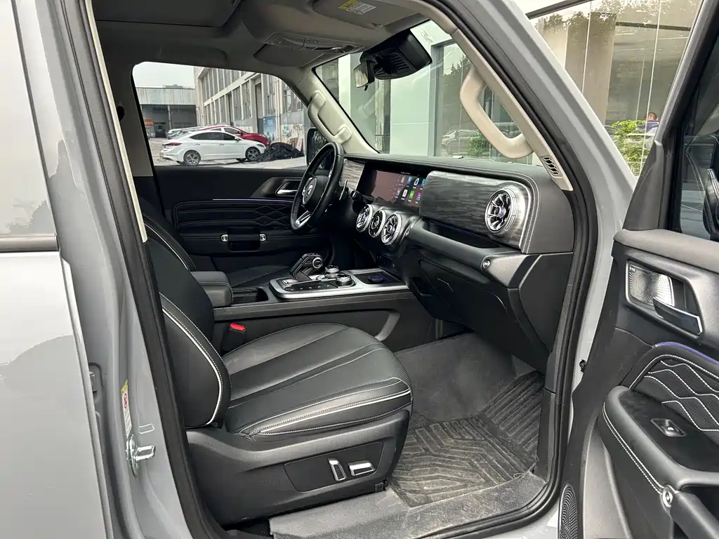 Tank 300 2021 Off-Road Version 2.0T Conqueror купить на сайте DeffCars