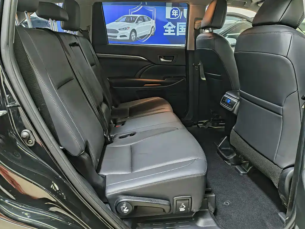 Highlander 2021 2.0T four-wheel drive premium version 7 seats купить на сайте DeffCars