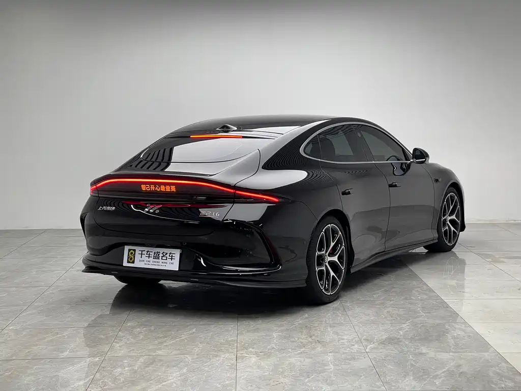 Zhiji L6 2025 Ultra купить на сайте DeffCars