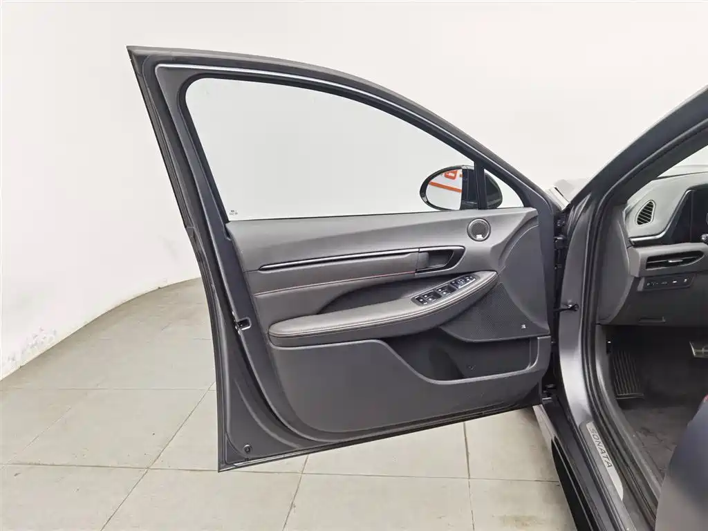 Sonata 2022 380TGDi automatic 20th anniversary commemorative model купить на сайте DeffCars
