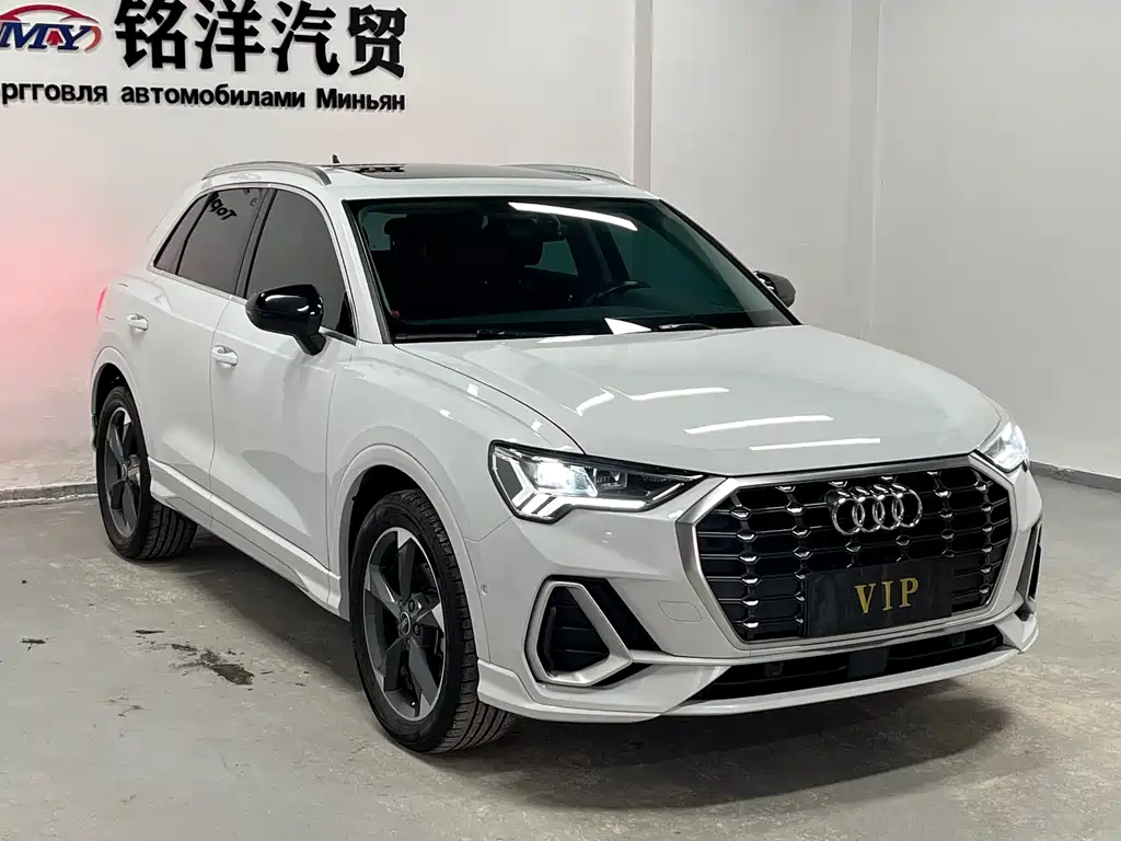 Audi Q3 2022 35 TFSI Fashionable and Dynamic купить на сайте DeffCars