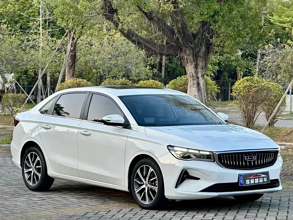 Emgrand 2022 4th generation 1.5L CVT flagship model купить на сайте DeffCars