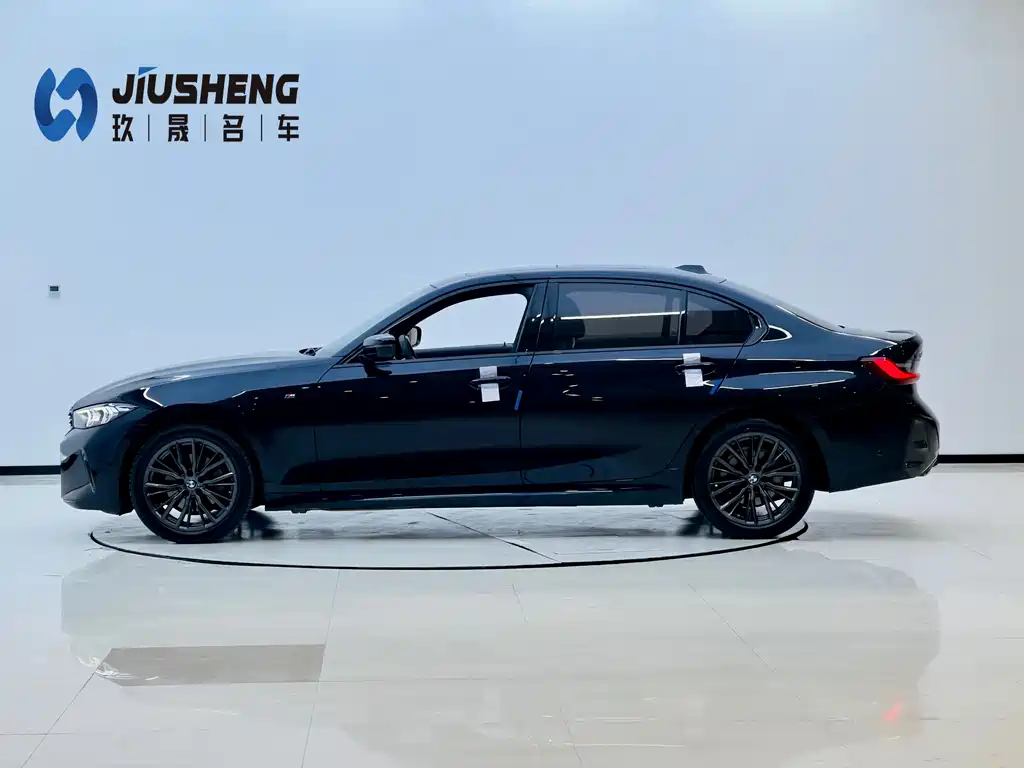 BMW 3 Series 2025 330Li M Sports Night Package купить на сайте DeffCars