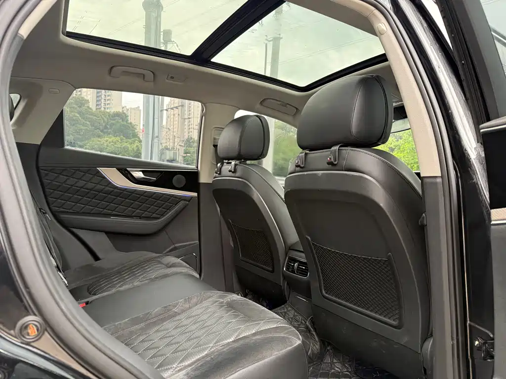 Hongqi HS5 2019 2.0T Zhilian Flagship Edition купить на сайте DeffCars