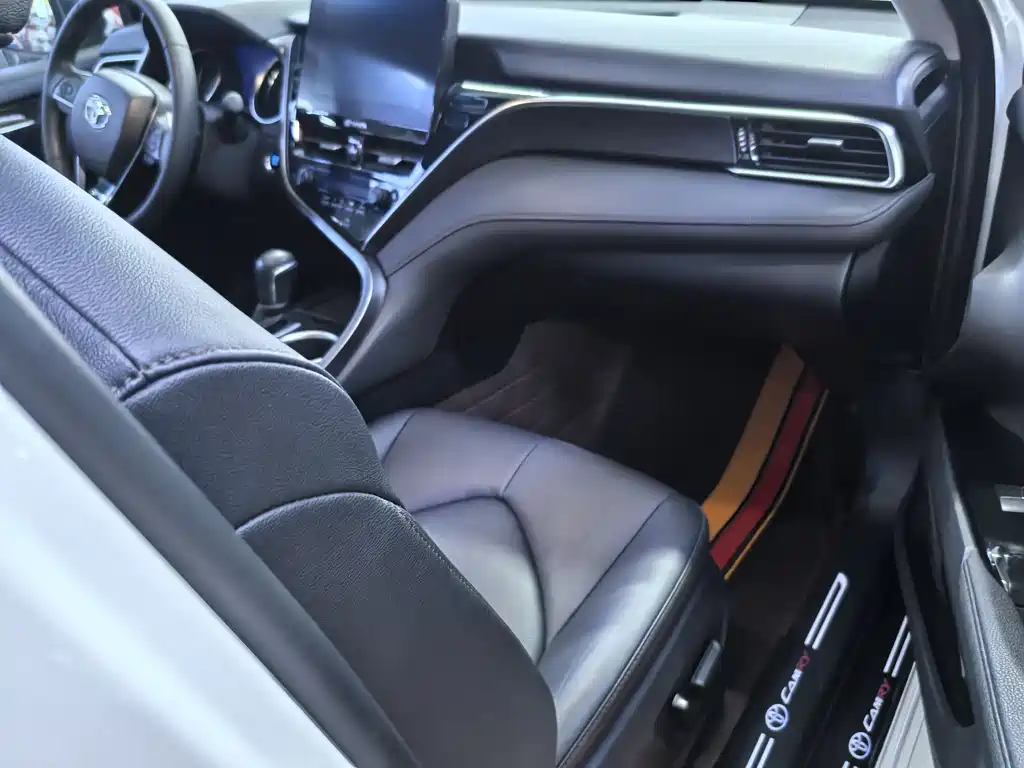 Camry 2023 2.0G Deluxe Edition купить на сайте DeffCars
