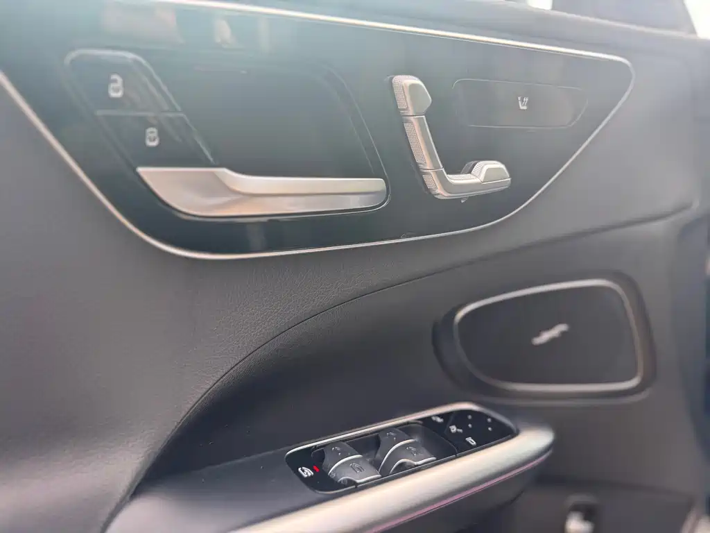 Mercedes-Benz C-Class 2023 C 260 L Sports Edition купить на сайте DeffCars