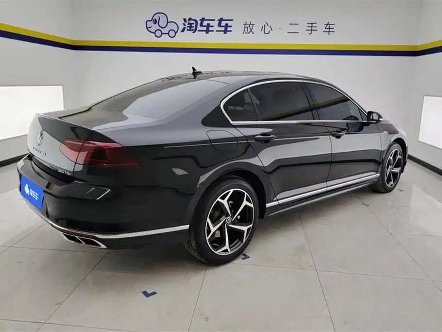 Magotan 2023 2 million commemorative edition 280TSI DSG leading model купить на сайте DeffCars