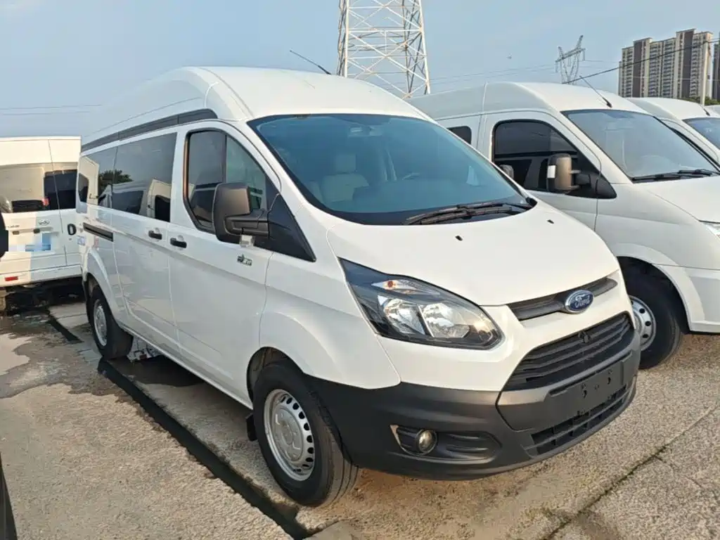 Transit 2019款 2.0T柴油多功能商用车中轴中顶6座国VI купить на сайте DeffCars