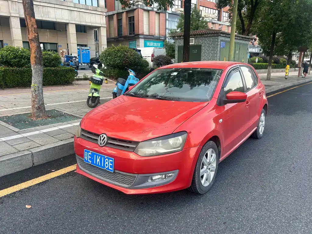 Polo 2011 1.4L automatic stylish version купить на сайте DeffCars