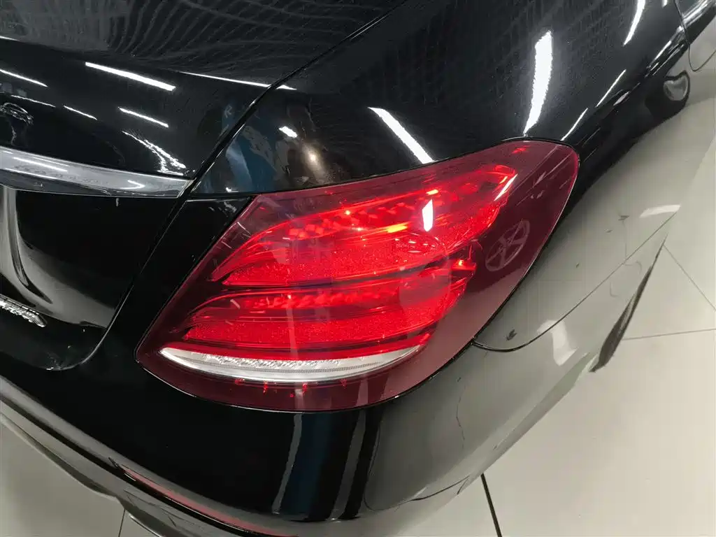 Mercedes-Benz E-Class 2019 E 200 L Sports купить на сайте DeffCars