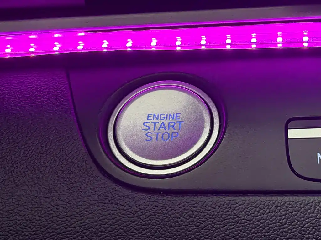 Elantra 2023 1.5L CVT LUX Premium Edition купить на сайте DeffCars