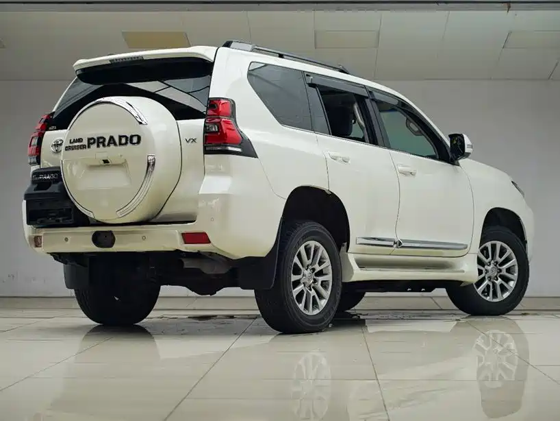 Prado 2018 3.5L automatic VX NAVI rear mounted spare tire купить на сайте DeffCars