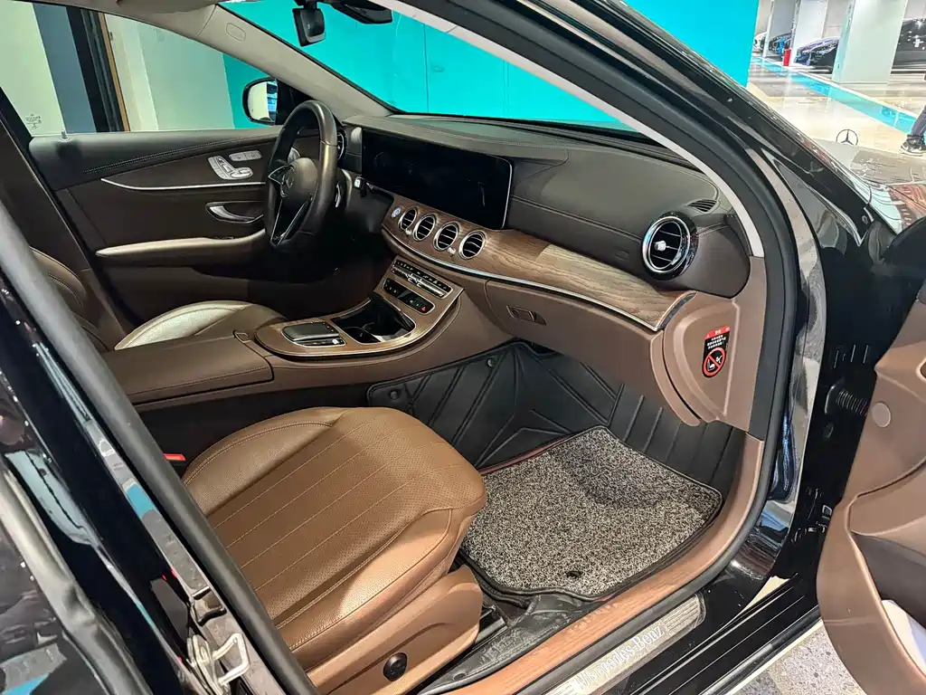 Mercedes-Benz E-Class 2022 facelift three E 300 L sporty and fashionable купить на сайте DeffCars