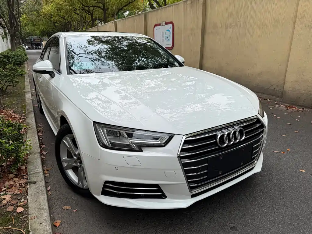 Audi A4L 2018 30th Anniversary Model 40 TFSI Enterprising купить на сайте DeffCars
