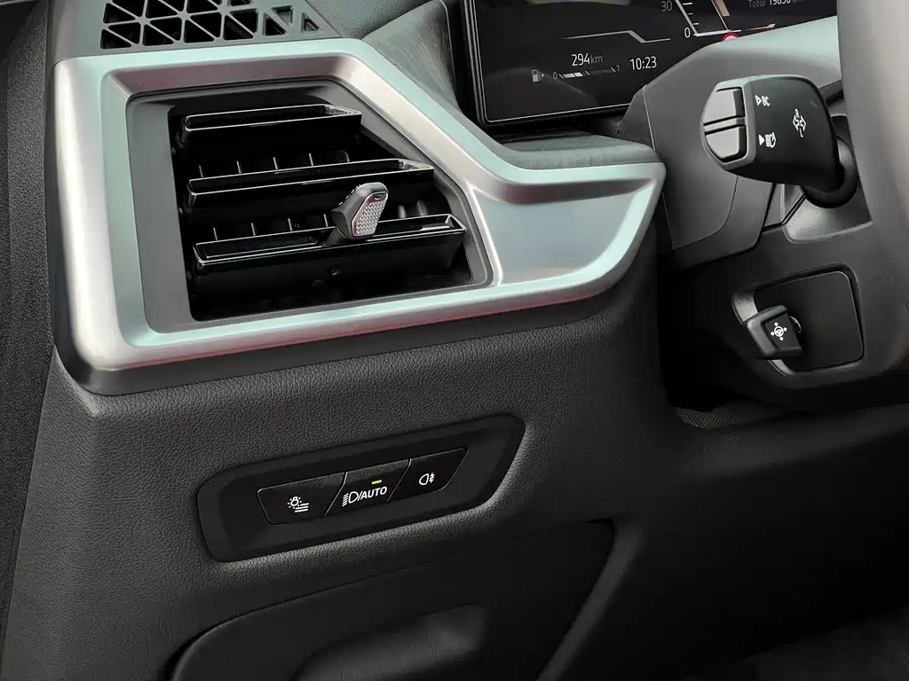 BMW X5 2025 xDrive 30Li Exclusive M Sports Night Package купить на сайте DeffCars