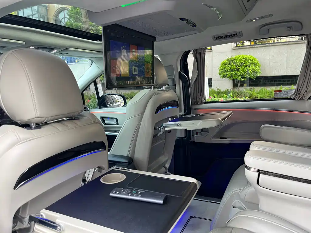 SIENNA 2023 2.5L Hybrid Premium Edition купить на сайте DeffCars