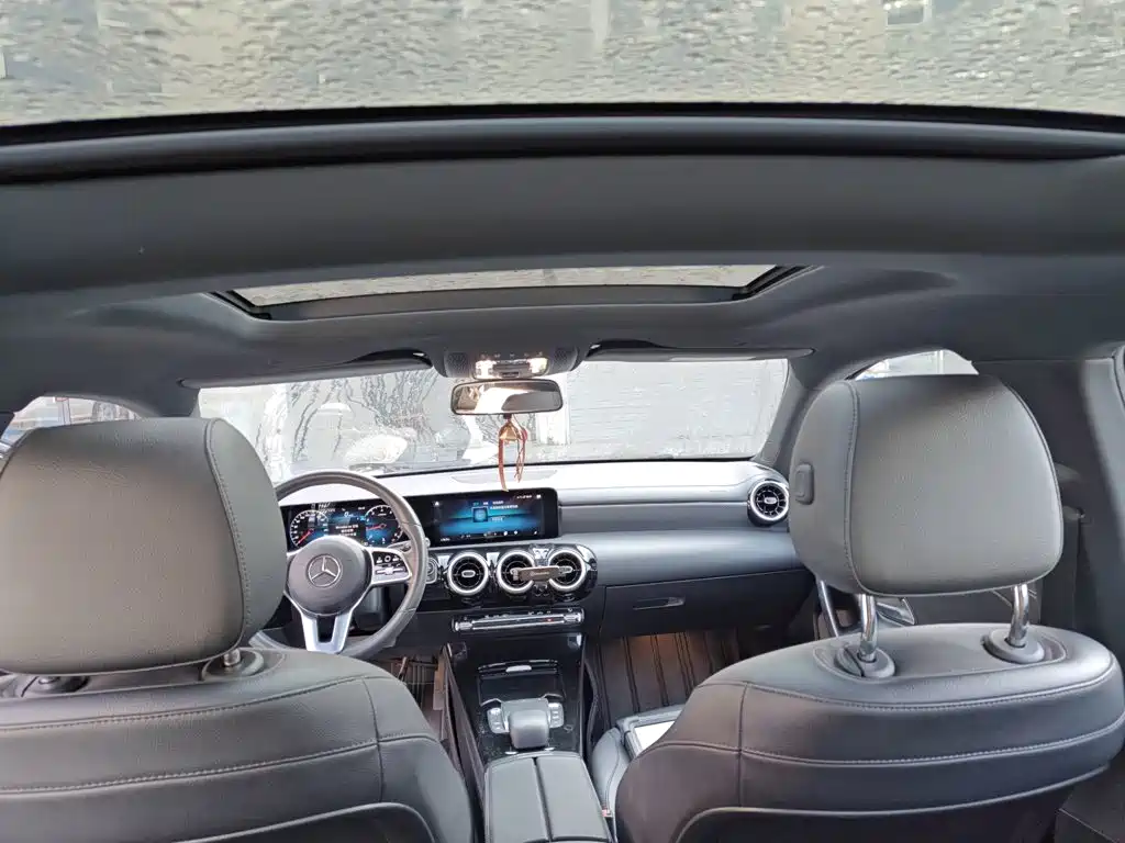 Mercedes-Benz A-Class 2021 facelift A 180 L sports sedan купить на сайте DeffCars