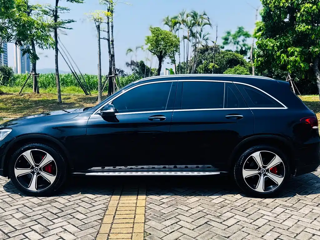 Mercedes-Benz GLC 2020 GLC 300 L 4MATIC luxury model купить на сайте DeffCars