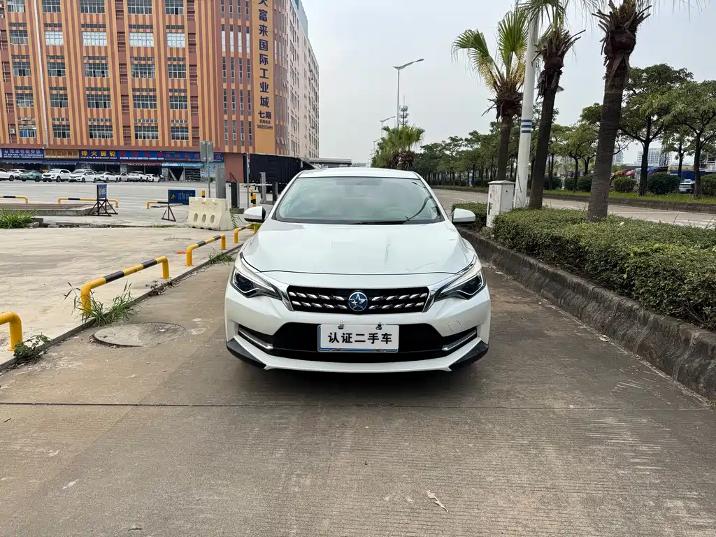 Venucia D60 2018 1.6L CVT Comfort Edition купить на сайте DeffCars