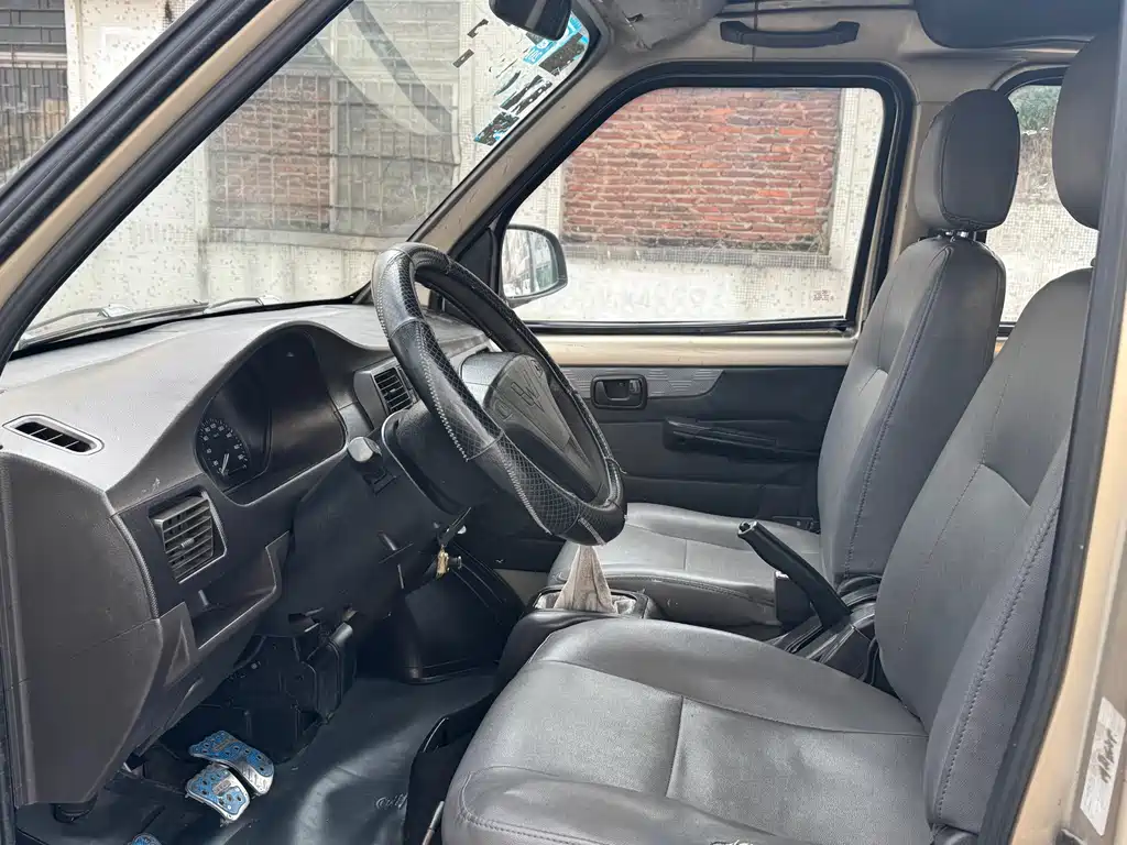 Wuling Rongguang 2011 1.2L basic model купить на сайте DeffCars