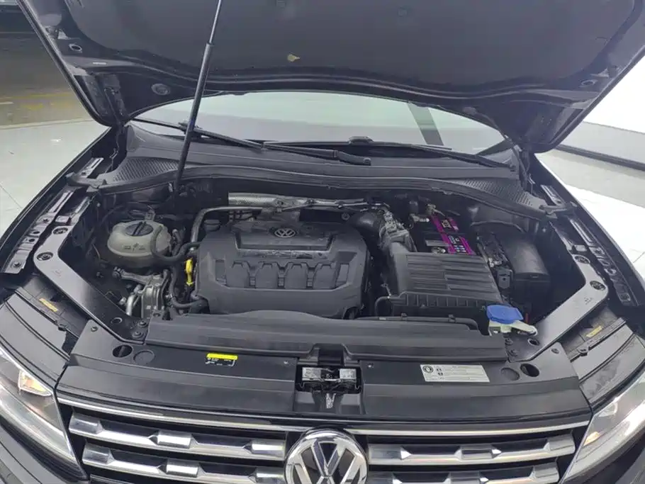 Tiguan L 2019 330TSI automatic two-wheel drive panoramic comfort version National VI купить на сайте DeffCars
