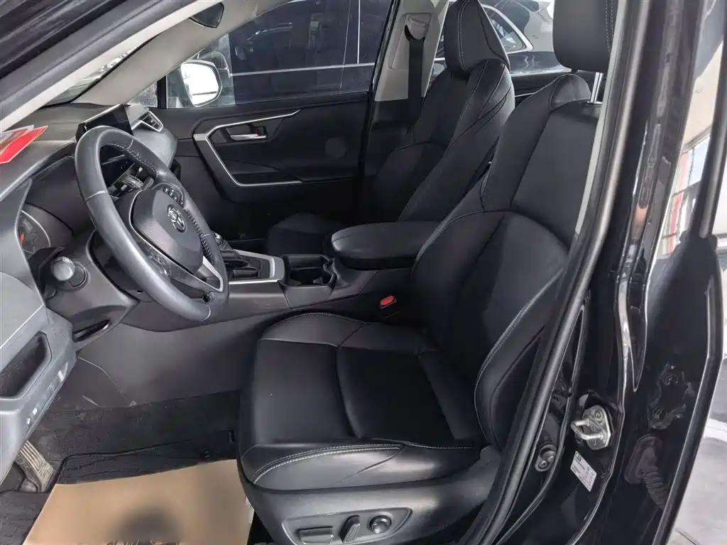 Weilanda 2023 2.0L CVT two-wheel drive urban version купить на сайте DeffCars