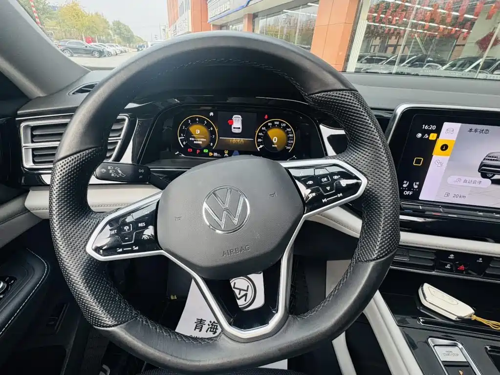 Touron 2024 380TSI four-wheel drive luxury version купить на сайте DeffCars