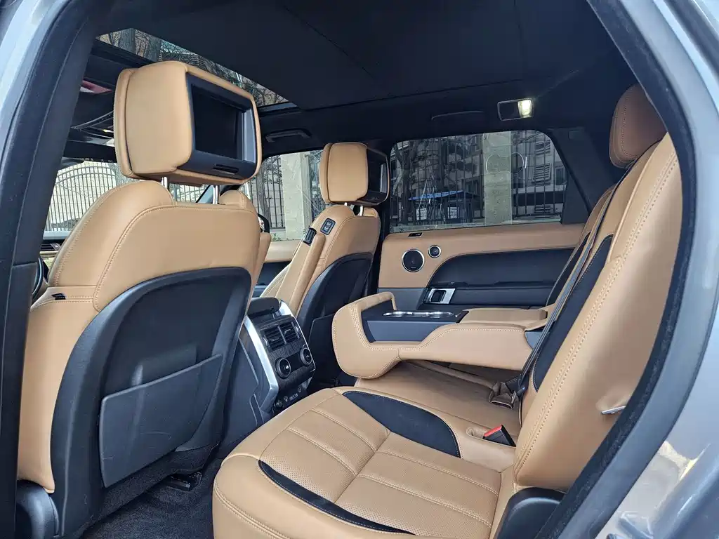 Range Rover Sport 2021 3.0 L6 Black Edition купить на сайте DeffCars